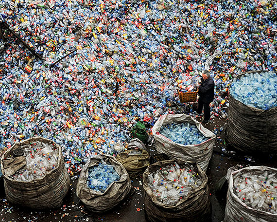 monte de material reciclável 