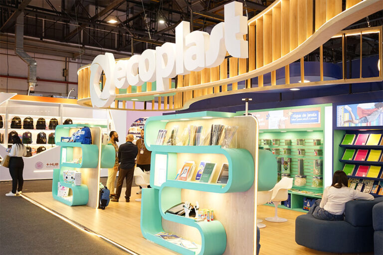 stand-ecoplast-brasil-feira-Escolar-Office-11